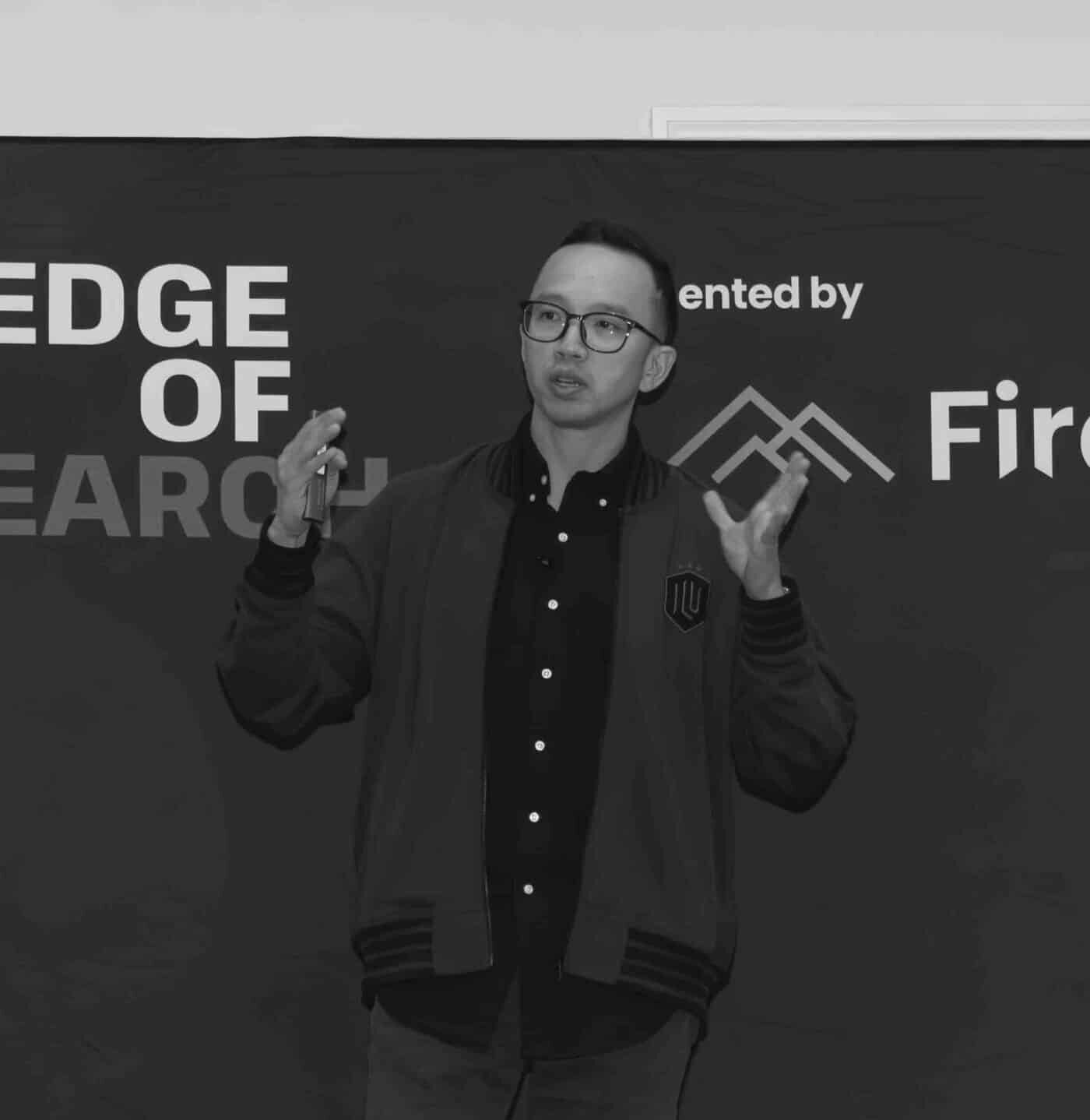 Jason Mun presenting at Edge of Search Newcastle NSW 2024